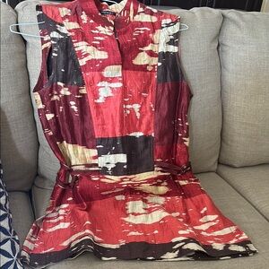 Abstract Red and Brown Sleeveless Linen Blouse